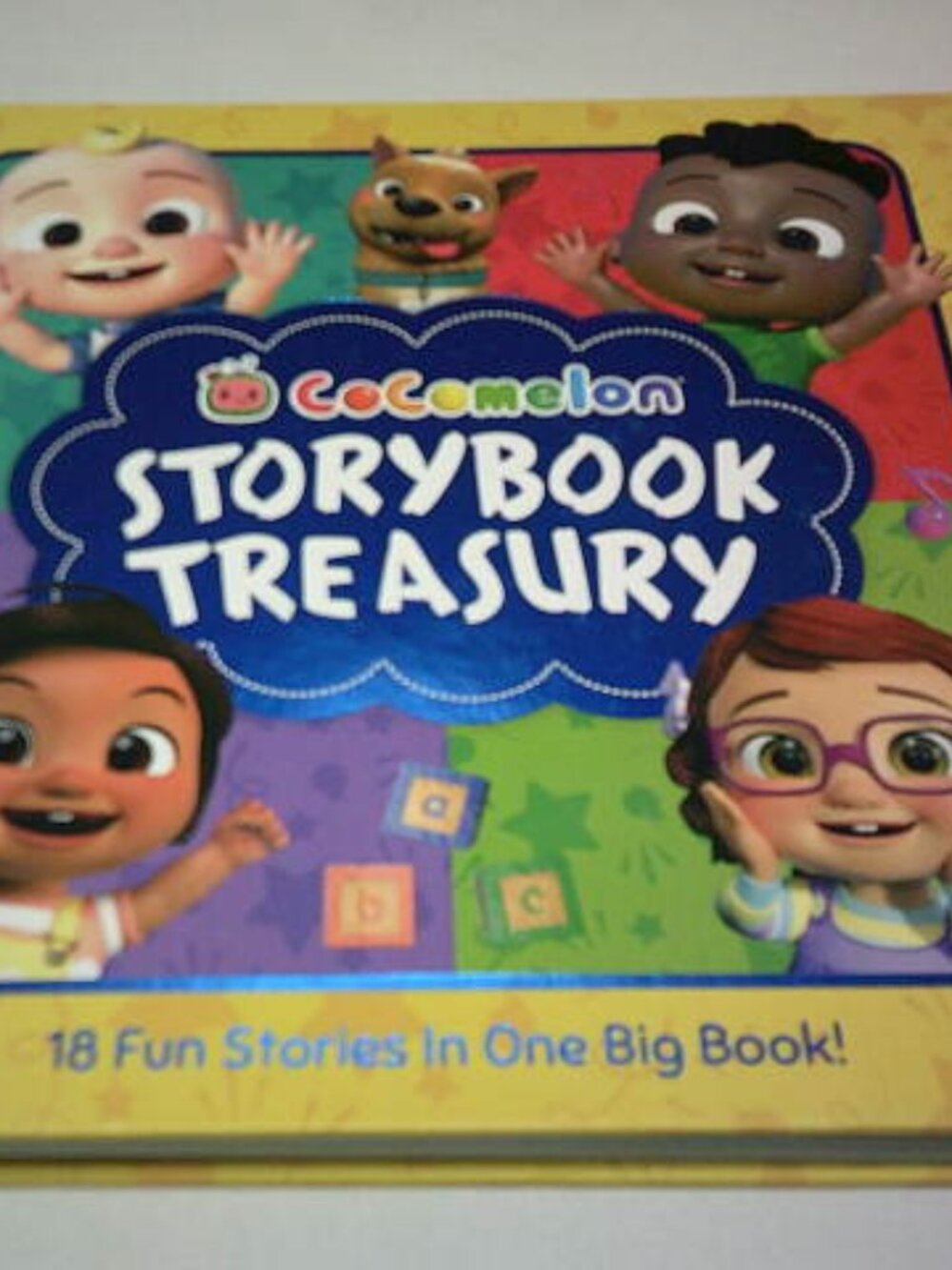 NEW COCOMELON STORYBOOK TREASURY 18 FUN STORIES IN ONE BIG BOOK CHRISTMAS 🎁👸👦